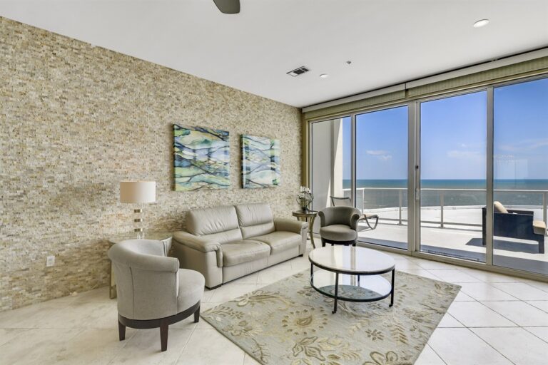 Everything You Need to Know About Diamond Beach Galveston: Luxury Amenities & Booking Secrets